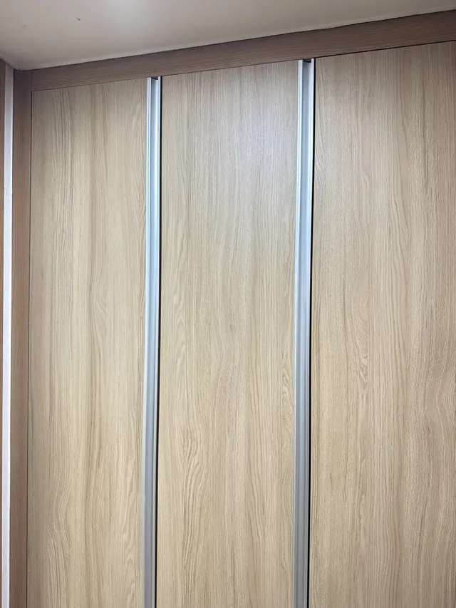 붙박이장 문짝교체 (우드톤 붙박이장) 시공 후